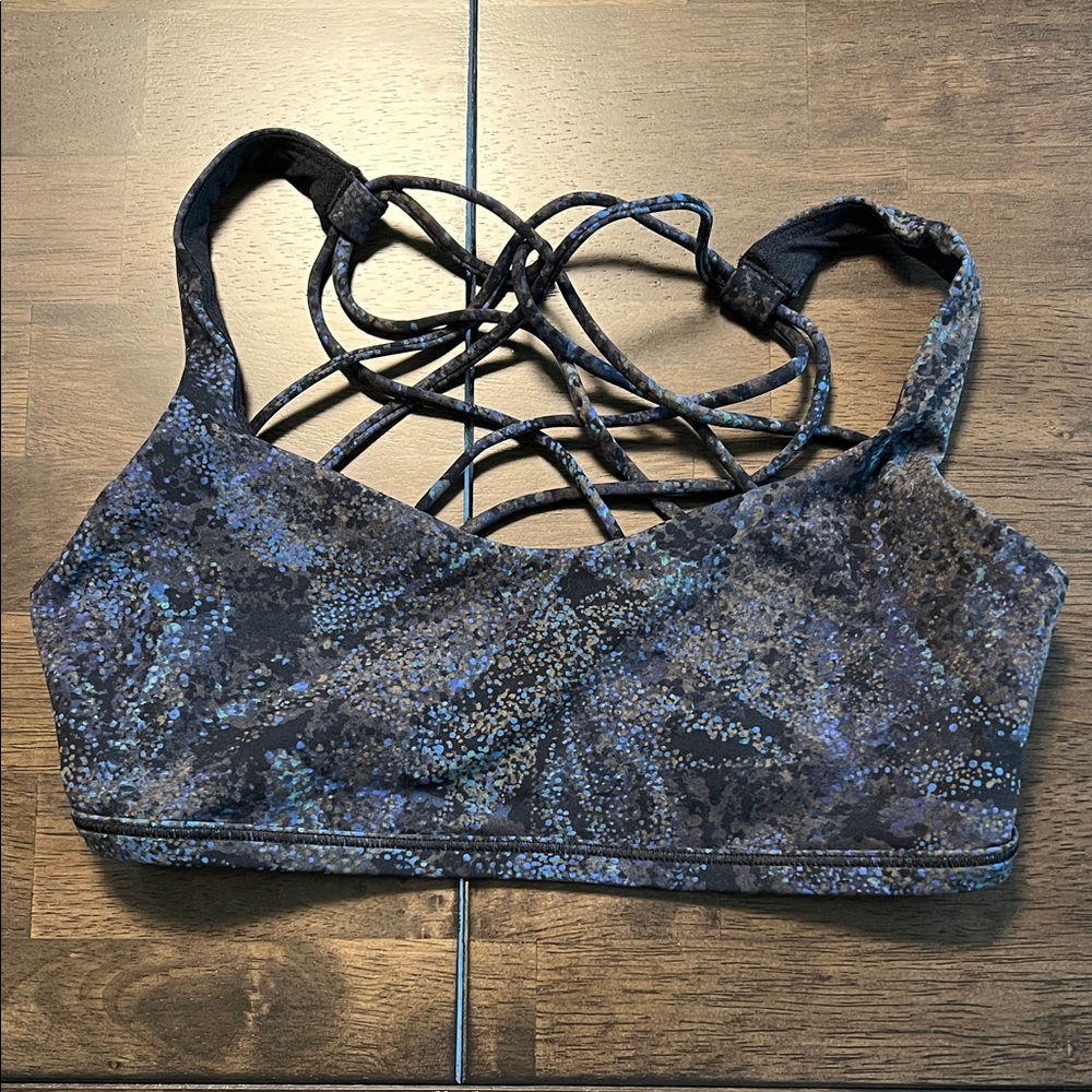 Lululemon Free to Be Wild Sports Bra